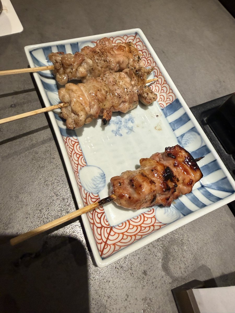 necfru's tweet photo. おはようございます。今日の東京は曇り☁️安定の？27℃で暖かいです。
最近は食べ物の写真が撮れたらポストできるなーと思います😁
昨日は焼鳥と締めに釜飯を。先日TVでもやってた #とりまち さんに行ってきましたー🐓

#企業公式相互フォロー #企業公式つぶやき部 #イマソラ #企業公式が朝の挨拶を言い合う #企業公式が毎朝地元の天気を言い合う #企業公式が地元の天気を言い合う  #企業公式春の相互フォロー #企業公式春のフォロー祭り #企業公式さんと繋がりたい