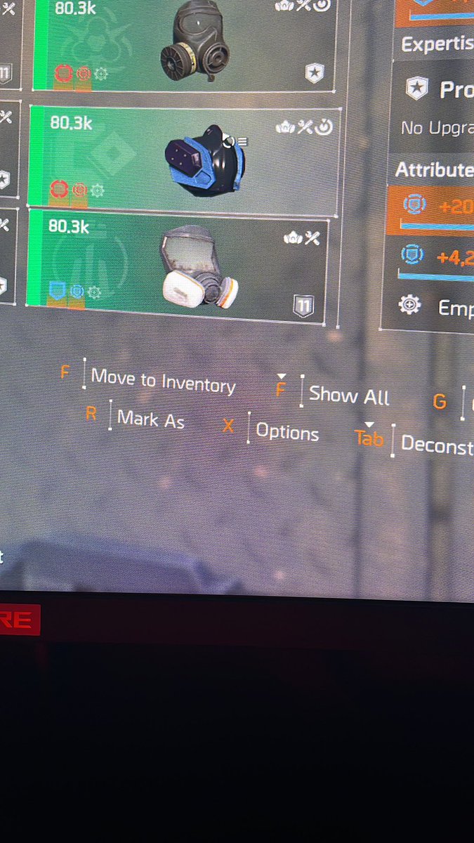 SLKKGAMING's tweet photo. @TheDivisionGame 
Pls there’s a stash bug where you can’t move gears from the stash back to the inventory, and i think its due to the background handler between the “F” Move to inventory and “Hold F”for Show All

Kindly check this

#Division2 https://t.co/NCIwO1LoHx