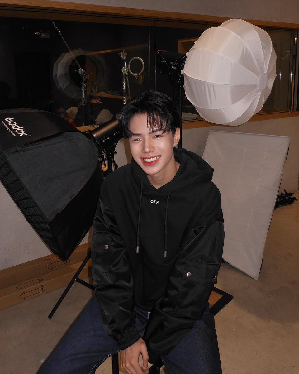 AUNGPAO OFFICIAL tweet media