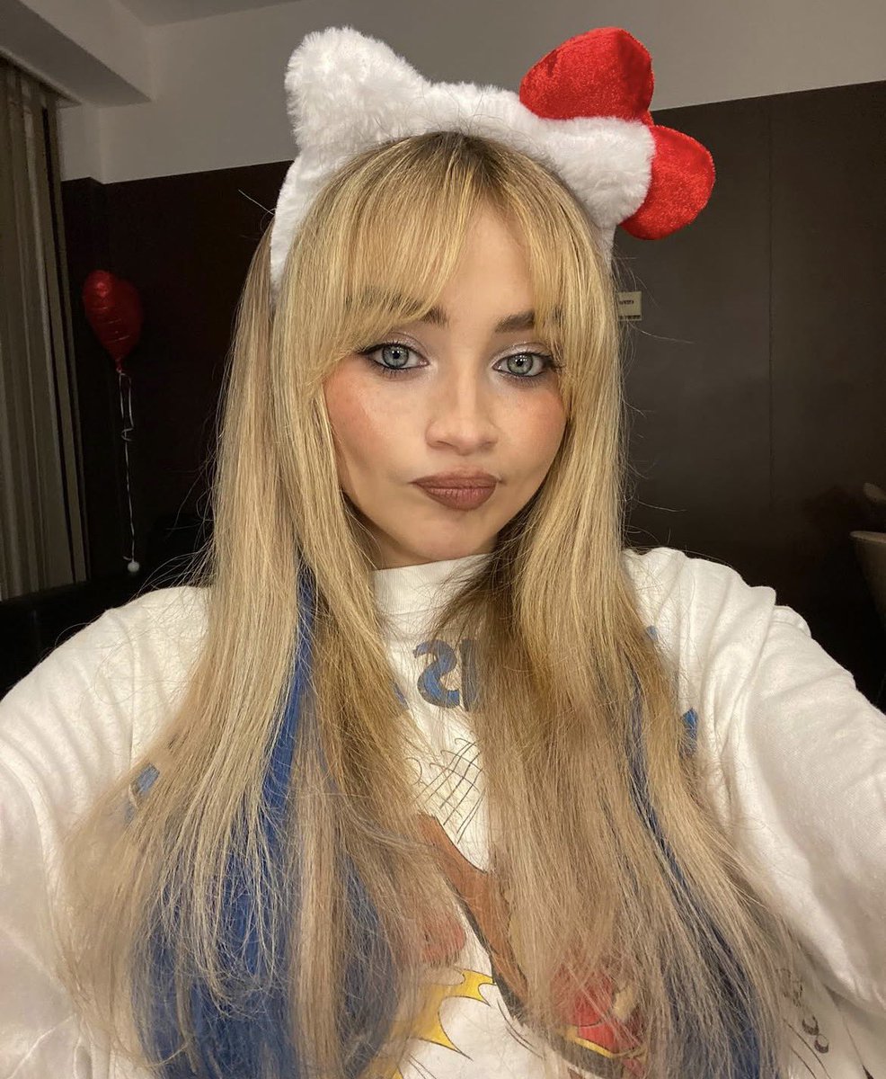 sabrina carpenter gallery tweet media