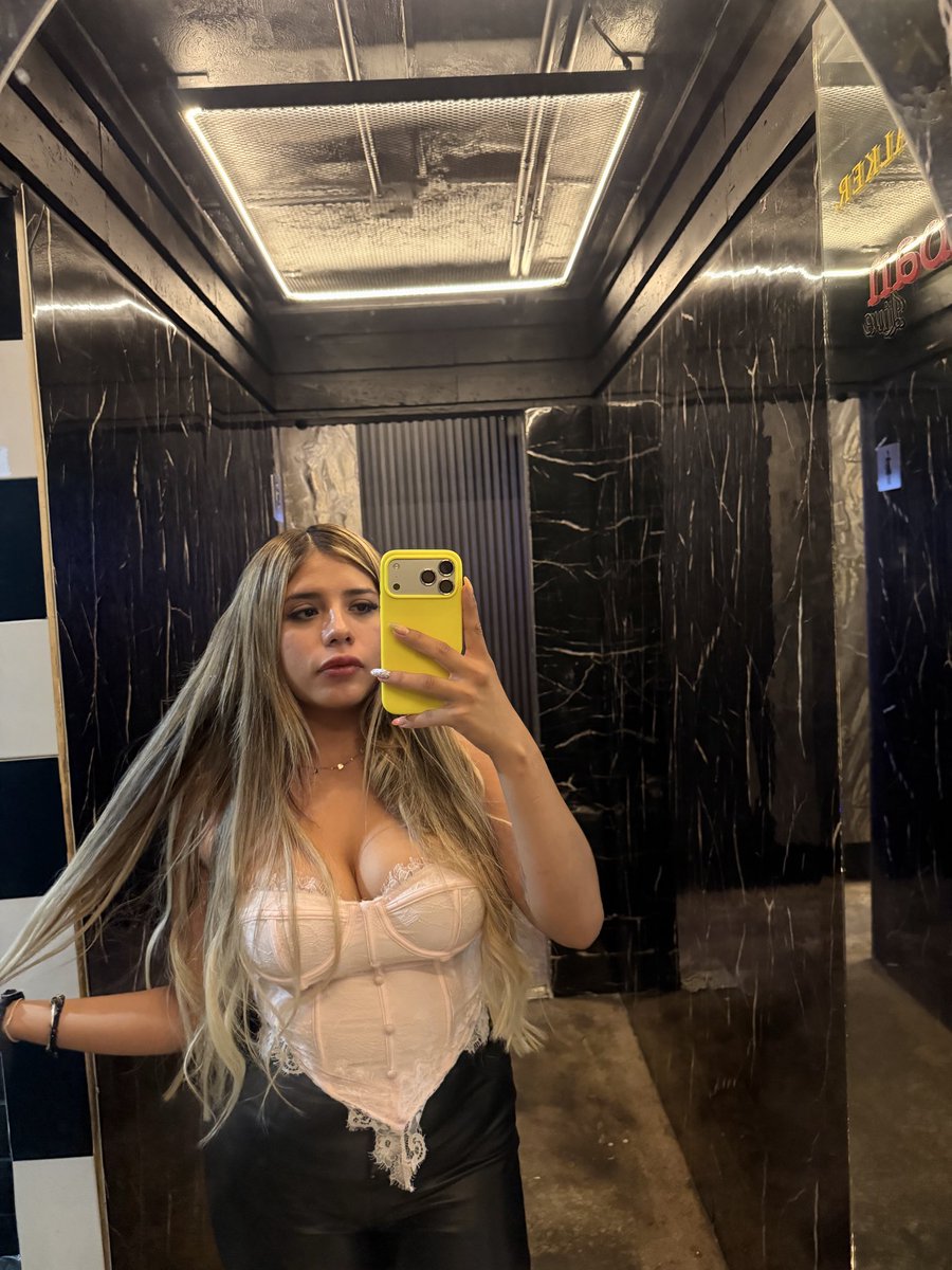 FernadaSan's tweet photo. @miiamiav Sígueme 🔥😏 https://t.co/N0eDBv13de