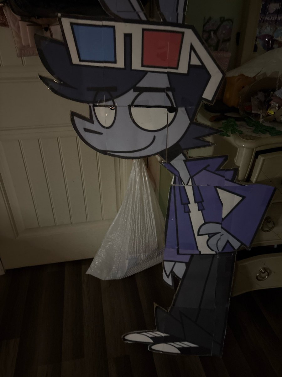 Allichuna's tweet photo. @sxlly_t2m Holy shit I have one too urs does look better tho https://t.co/KmcLctTw8C