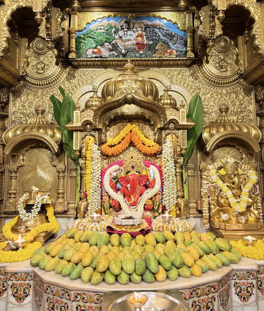 Shree Siddhivinayak Ganapati Temple Trust tweet media