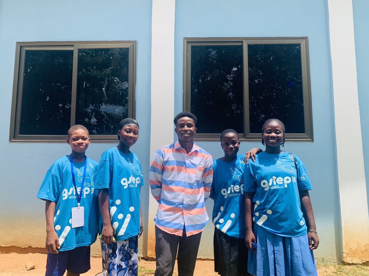 BiologyBri51873's tweet photo. @BiologyBri51873 team had an inspiring engagement with the Lead Facilitator of @P2P – Plastic Pioneers, where we shared ideas on sustainability, innovation, and  impact through our #Biopad project in the @GSTEP_GH . 🌱♻️

#GSTEP2026 #GSTEPChallenge #GSTEP #STEMwithoutBorders https://t.co/ilhth7MbrY