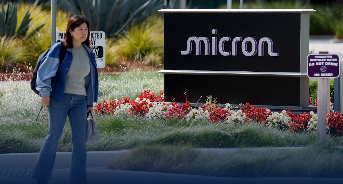 bakinv's tweet photo. Micron hits $1 trillion market cap for the first time as stock surges 19%
#EcuadorConfíaEnNoboa #bakarainvest https://t.co/H6bxTc20XN