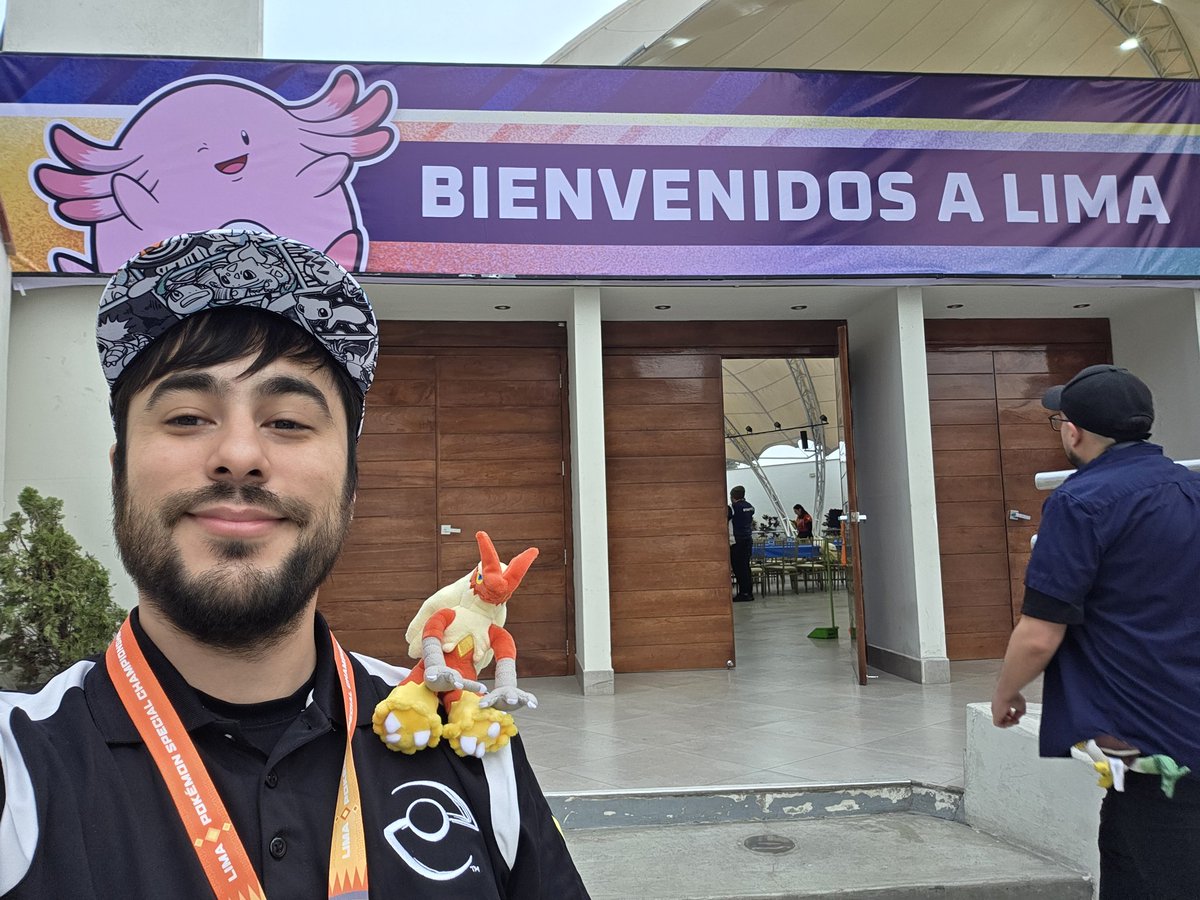 JesterTCG_'s tweet photo. Ya más descansado, muy contento de haber participado en mi primer Major event de Pokémon como juez en el Lima Special Event 2026. Estuve como Floor de masters ambos días del evento, rodeado de mucha gente con mucha experiencia de la que aprendí un montón.

Muchas gracias @playlatam_op por esta oportunidad. Gracias Manu por impulsarme siempre desde que entré al programa y especialmente también a Pino, mi coordinador, que me pusheo bastante en este evento y del cual aprendí mucho (no sé sus @, si no los mencionaría 😂).

Ojalá este sea el primero de muchos Major event 🫡