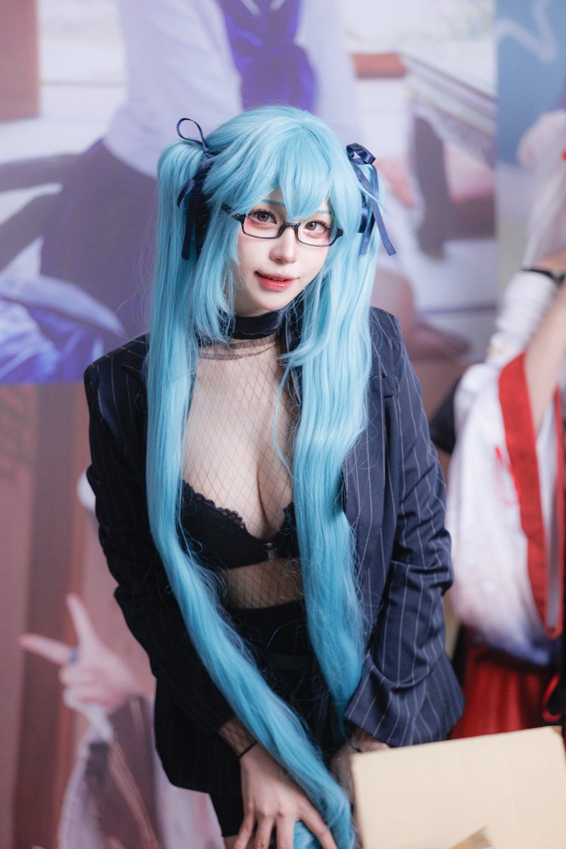 ggreaper44's tweet photo. 260524 플레이엑스포
니케 - 프리바티(샤프레슨 ver)
Cos- 온기님(@ongi_cosplay)
지인따라 갔다가 예쁘신 온기님 영접!☺️
#승리의여신 #니케 #프리바티
#코스어 #cosplayer
#온기 #ongi
#플레이엑스포 #플엑 https://t.co/wHCzUSZivb