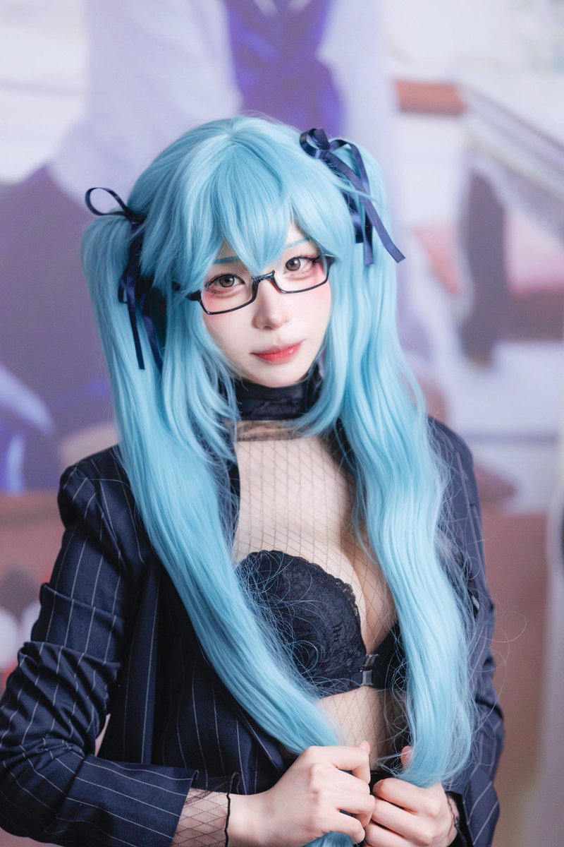 ggreaper44's tweet photo. 260524 플레이엑스포
니케 - 프리바티(샤프레슨 ver)
Cos- 온기님(@ongi_cosplay)
지인따라 갔다가 예쁘신 온기님 영접!☺️
#승리의여신 #니케 #프리바티
#코스어 #cosplayer
#온기 #ongi
#플레이엑스포 #플엑 https://t.co/wHCzUSZivb