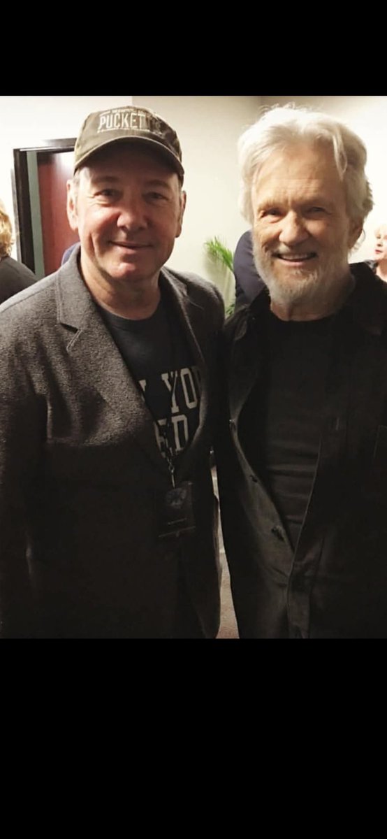 AndrewsKel1389's tweet photo. #KevinSpacey 
#TunefulTuesday 
w/ Kris Kristofferson https://t.co/M1hvirifnU