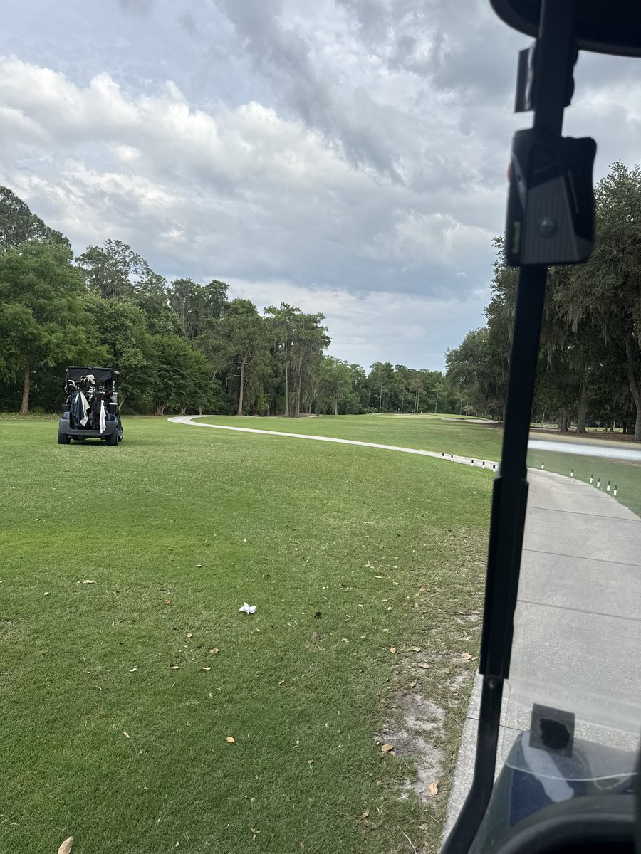 next_gen___'s tweet photo. Florida golf farewell tour, bye week

HMs: Rio Pinar and Panther Lake @ OCN

Our office golf league played at Rio.  Decent track, but nothing special. just typical Florida golf; tight, water, houses… Panther Lake is ranked #3 for me behind southern dunes. All around great course https://t.co/Pw6Ktl4RMU