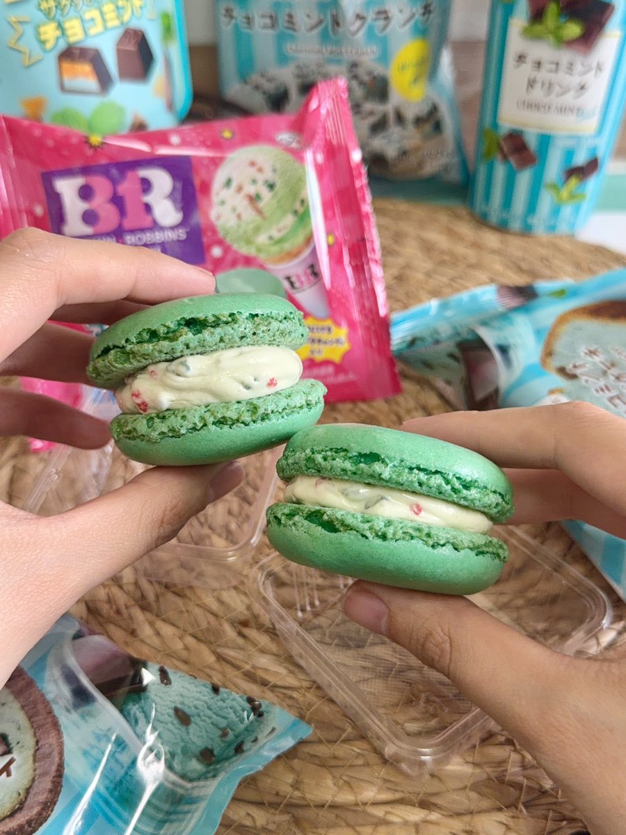 チョコミント仮面。#2月19日はチョコミントの日 tweet media