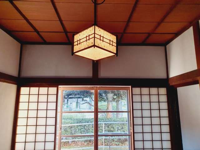 BrightNomad's tweet photo. I loved visiting the Suntory Museum of Art in Tokyo. Ceramics, lacquerware and textiles with thoughtful curation. My full guide to Tokyo museums: https://t.co/BUCl36edgl https://t.co/CT2odeYFGF