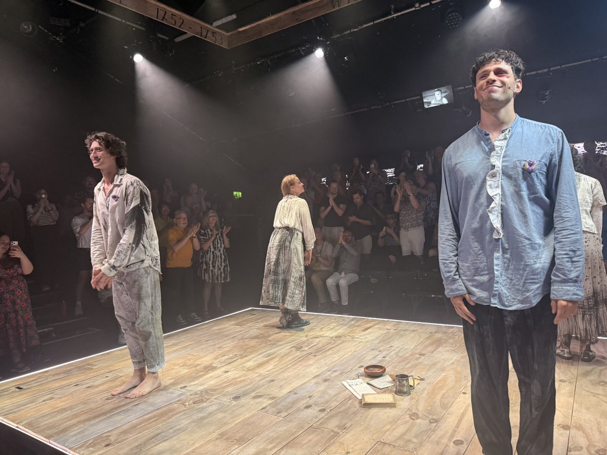 marypot's tweet photo. Goodness me what a beautiful, powerful and emotional ride this is 💔 
GO GO GO!
#Redcliffe 
@swkplay https://t.co/bjK0P9J9Ru