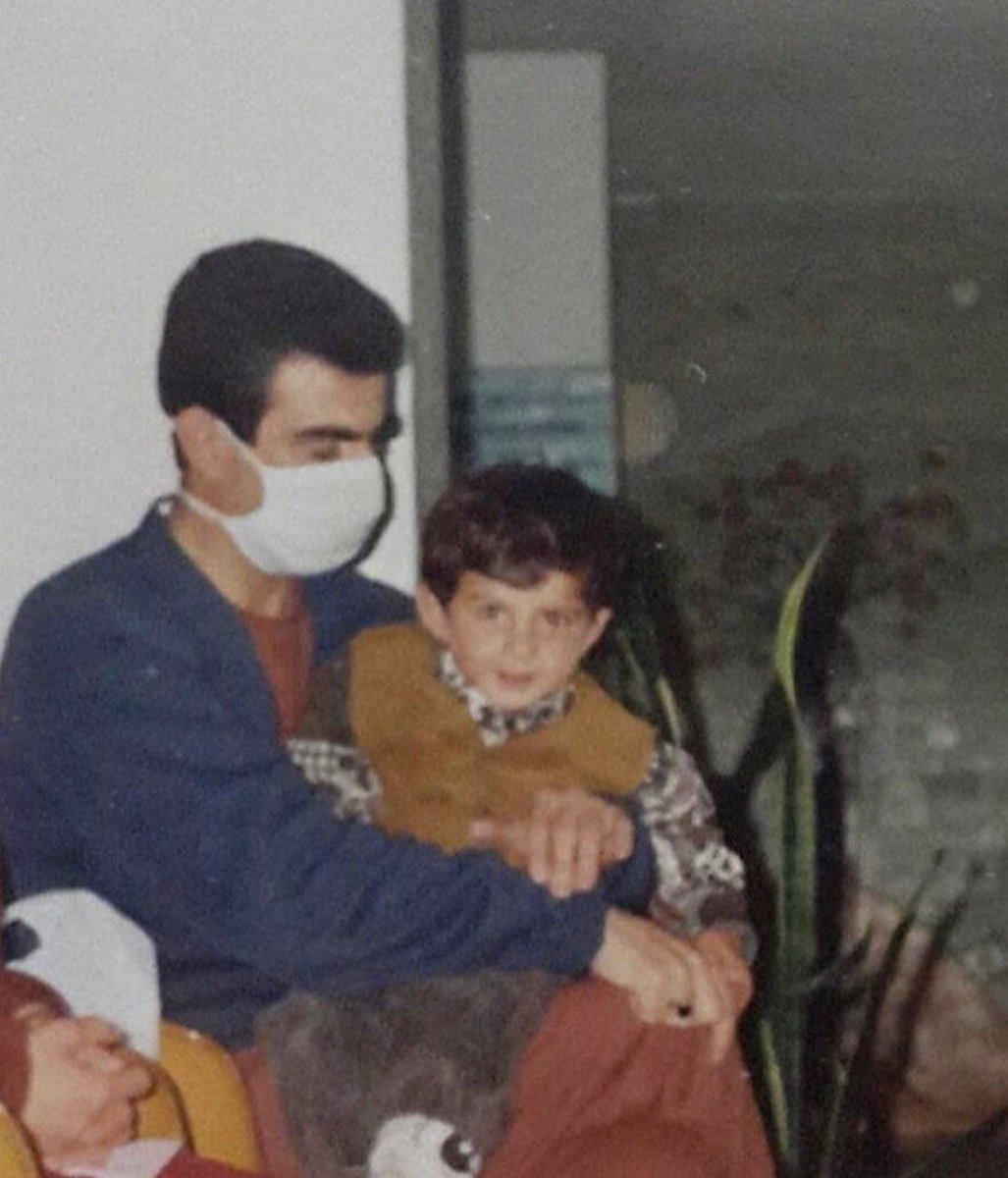 AhmetAsoglu's tweet photo. Sevginle şımaramadım belki baba, çok erken ayrıldın aramamızdan, ama inşallah yokluğunda sana güzel bir evlat olmuşumdur sana… yattığın yerde rahat uyu mekanın cennet olsun… 26.mayıs.1995… https://t.co/YeTWBlEcEV