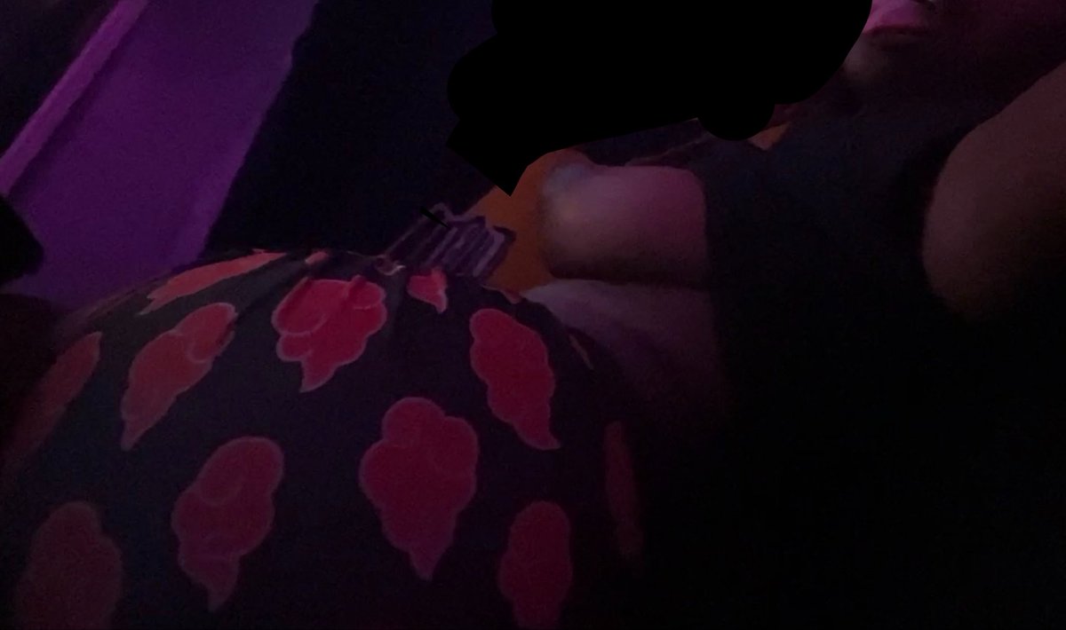 Faesowner's tweet photo. Fae loves Rip it🐾🧝🏾♀️
Send puppy fae treats: https://t.co/bAJ1qZnxLm
#nsfwtwt #nsfw #ebony #ebonyteen #petplay #gamergirl #nerd #gamer #boobs #tits #Naruto #energydrink #ripit #Altgirl #lewd #ass #thicc #wata https://t.co/PTb0HdcQIV