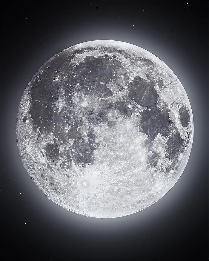 La Luna tweet media
