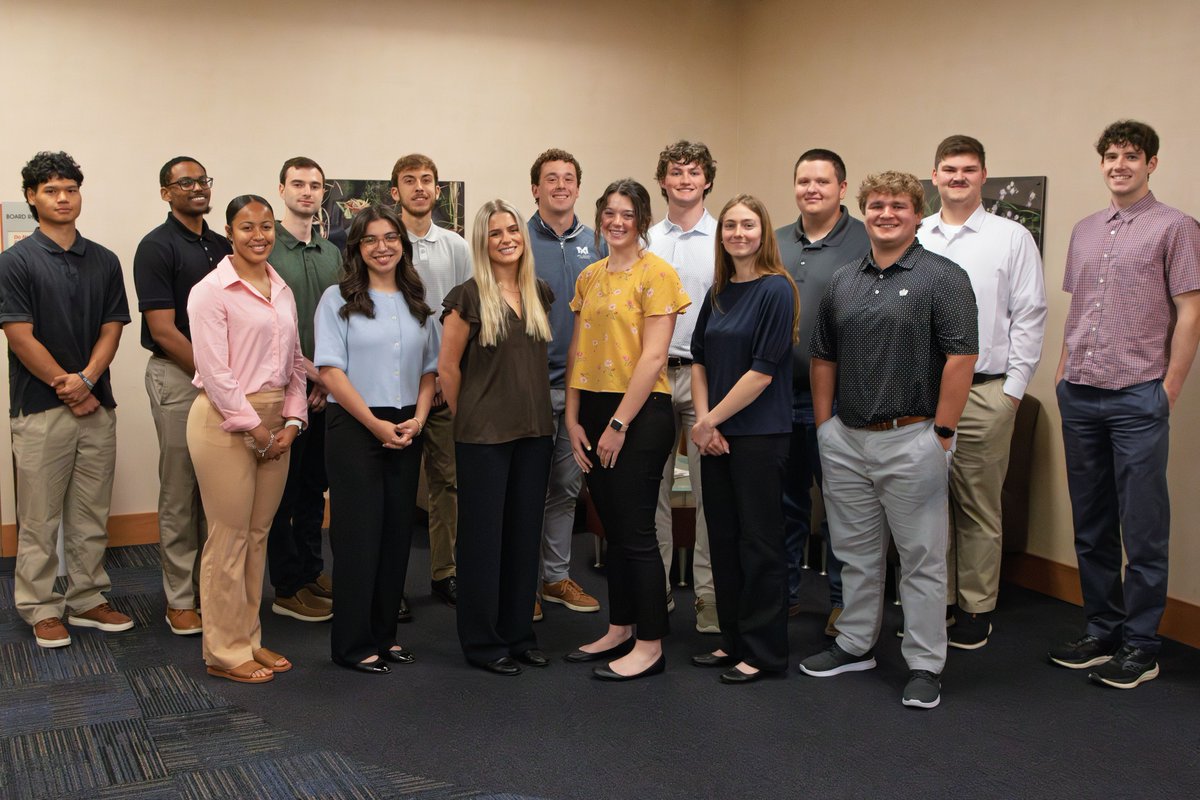 citizensenergy's tweet photo. We’re excited to welcome this year’s intern class to Citizens Energy Group!

Throughout the summer, these talented students will gain hands-on experience, contribute to meaningful projects and learn more about the work that impacts our community every day. 

We’re proud to support the next generation of leaders as they grow their skills and explore careers in public utilities. Please join us in giving them a warm welcome to Citizens!