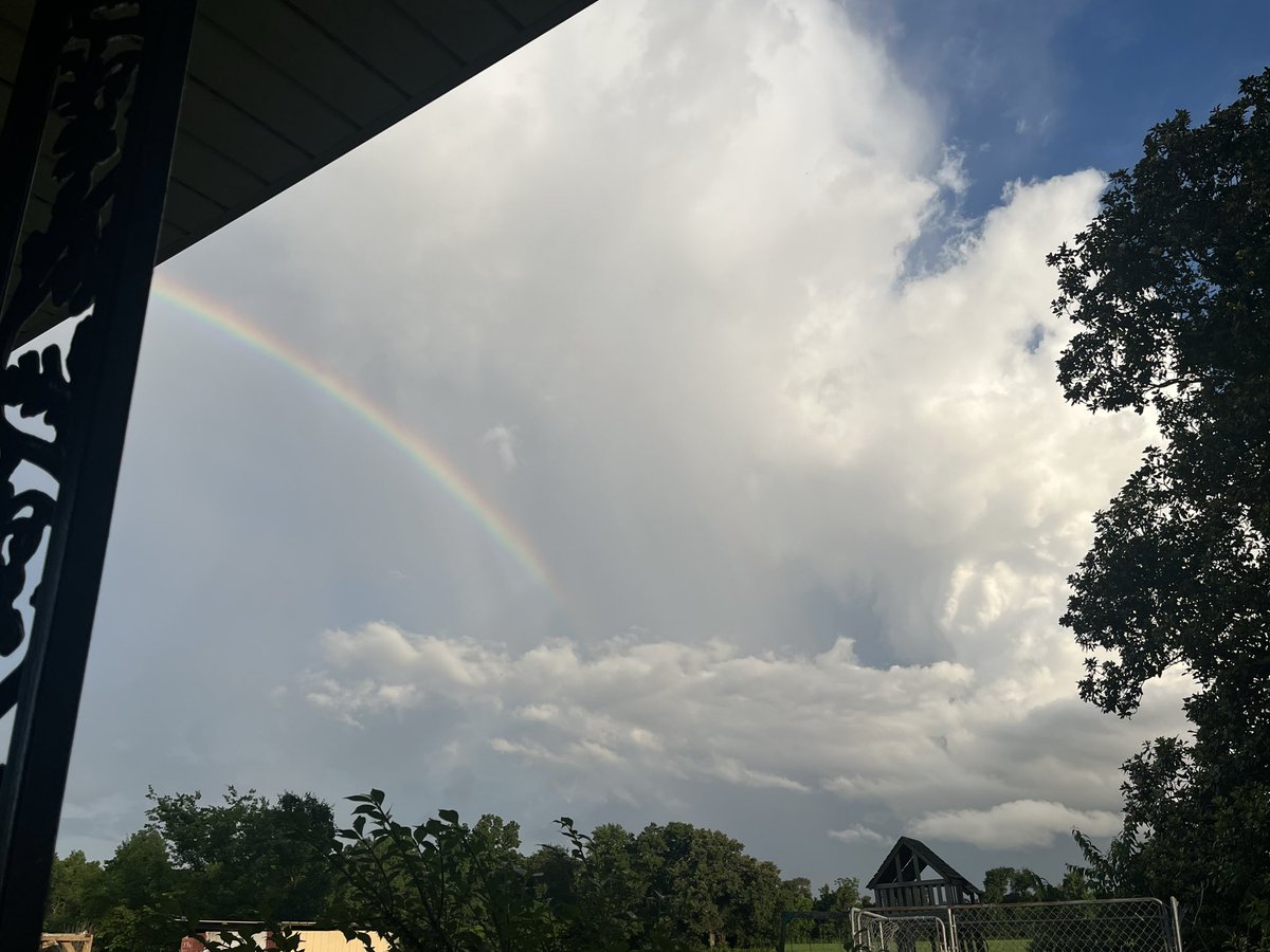 mrocalls's tweet photo. I loved seeing the excitement on my kids’ faces when they saw this rainbow in the sky. A great chance to talk about God, Noah, and God’s covenant about water and the earth with them. https://t.co/NyDHoepTmN
