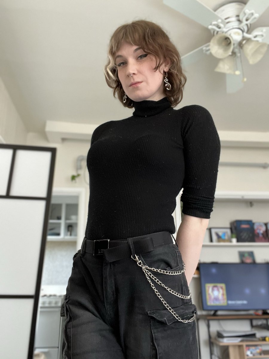 DaylightElise tweet media