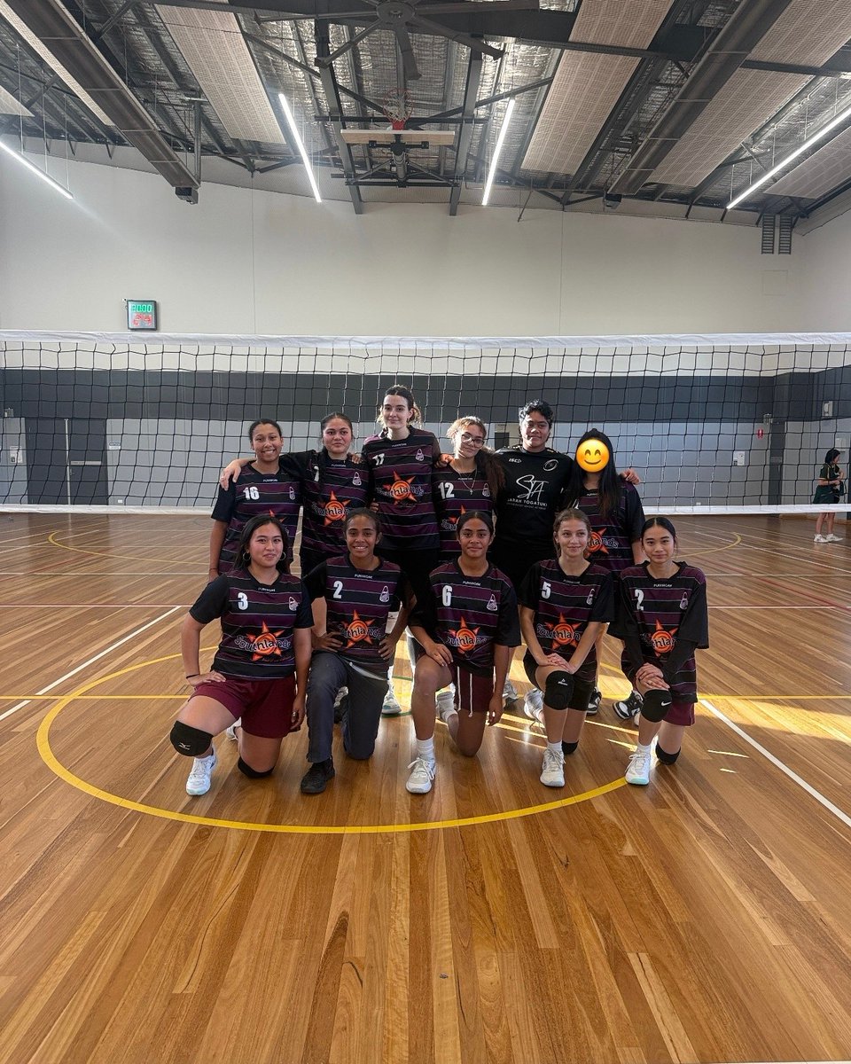 JamisonHigh's tweet photo. Congrats to our Girls Knockout Volleyball Team on their 2–1 Quarter Final win over James Ruse HS! 🏐 A tough, close game with great teamwork and determination. Now onto the Semi Finals vs Arthur Phillip HS. Good luck girls! 👏 #jamo #schoolsports #jamisonhighschool https://t.co/YgZrwi2N1d