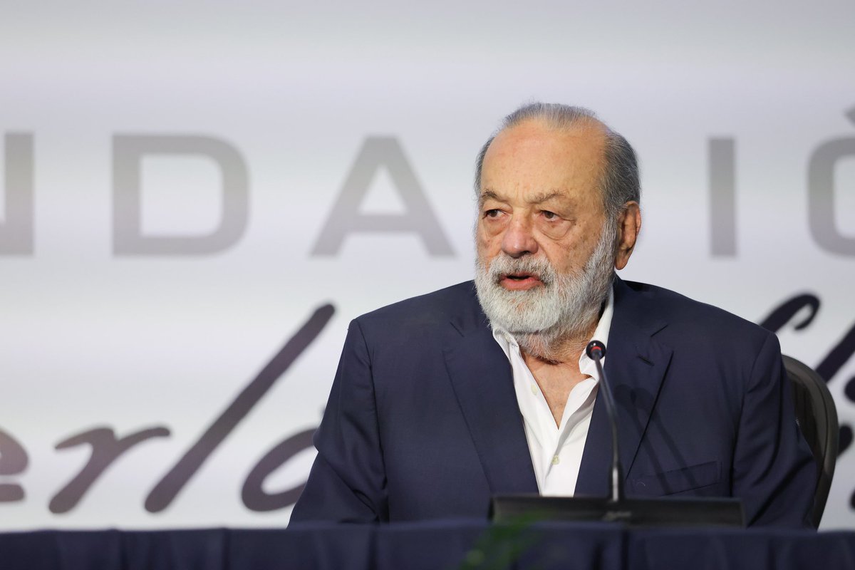 jenarovillamil's tweet photo. El magnate Carlos Slim calculó que en dos años podrán aumentarse a 800 mil barriles de petroleros diarios la producción de México en sociedad con la inversión privada. Destacó que Grupo Carso invertirá más en el Campo Ixachi, en Veracruz. Es el campo petrolero con mayores reservas de gas asociado