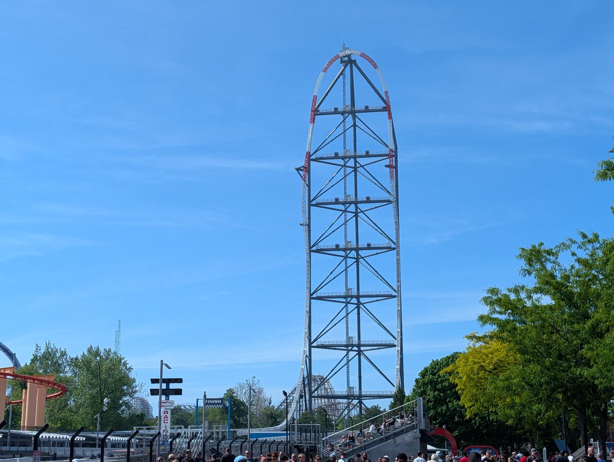 ThomasC_Designs's tweet photo. Day 1&amp;2 of the 2026 USA Trip, Cedar Point! Nice to be back here after a couple years. Glad I got to ride TT2 this time round, and Sirens Curse is an excellent addition. Maverick has also definitely solidified itself as my favourite coaster at the park https://t.co/FuBQyc3fwJ