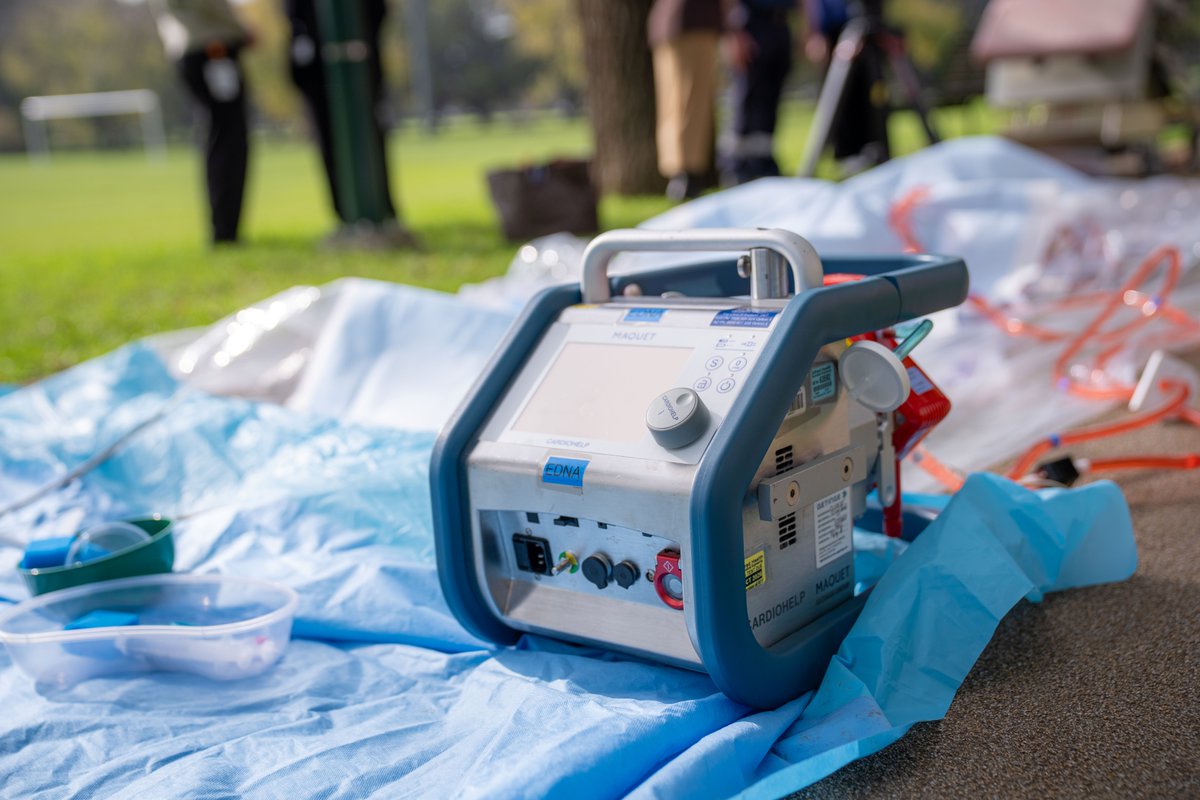 AmbulanceVic's tweet photo. Melbourne was the first city in Australia &amp; one of only a handful of cities in the world delivering pre-hospital ECMO. Peter is alive today thanks to the world-leading emergency care delivered by AV paramedics &amp; The Alfred in his living room. https://t.co/MA08u360ed @AlfredHealth https://t.co/9JsWwe9xHI
