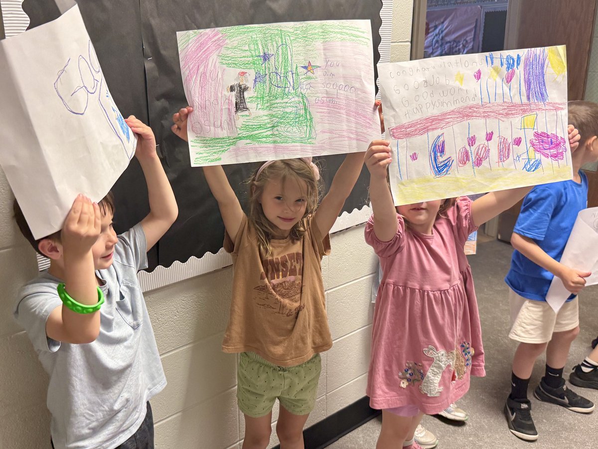 LINES_PE's tweet photo. Senior Walk 2026. Kids at ♡. (Yes those are graduation gowns sticking out from under the parachute.) @Lines220 https://t.co/w5Ey7jhjC9