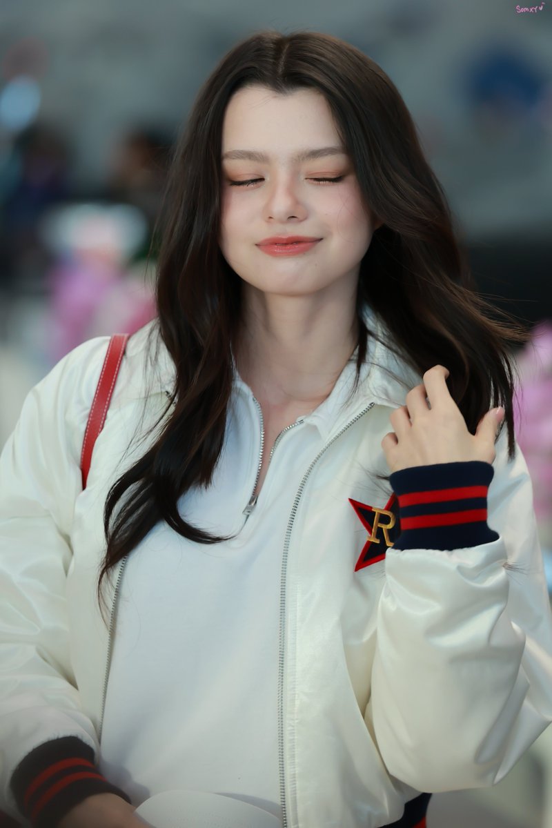 ไม่มีเวลาก็จะหาให้น้องเบค🤏🏻 tweet media