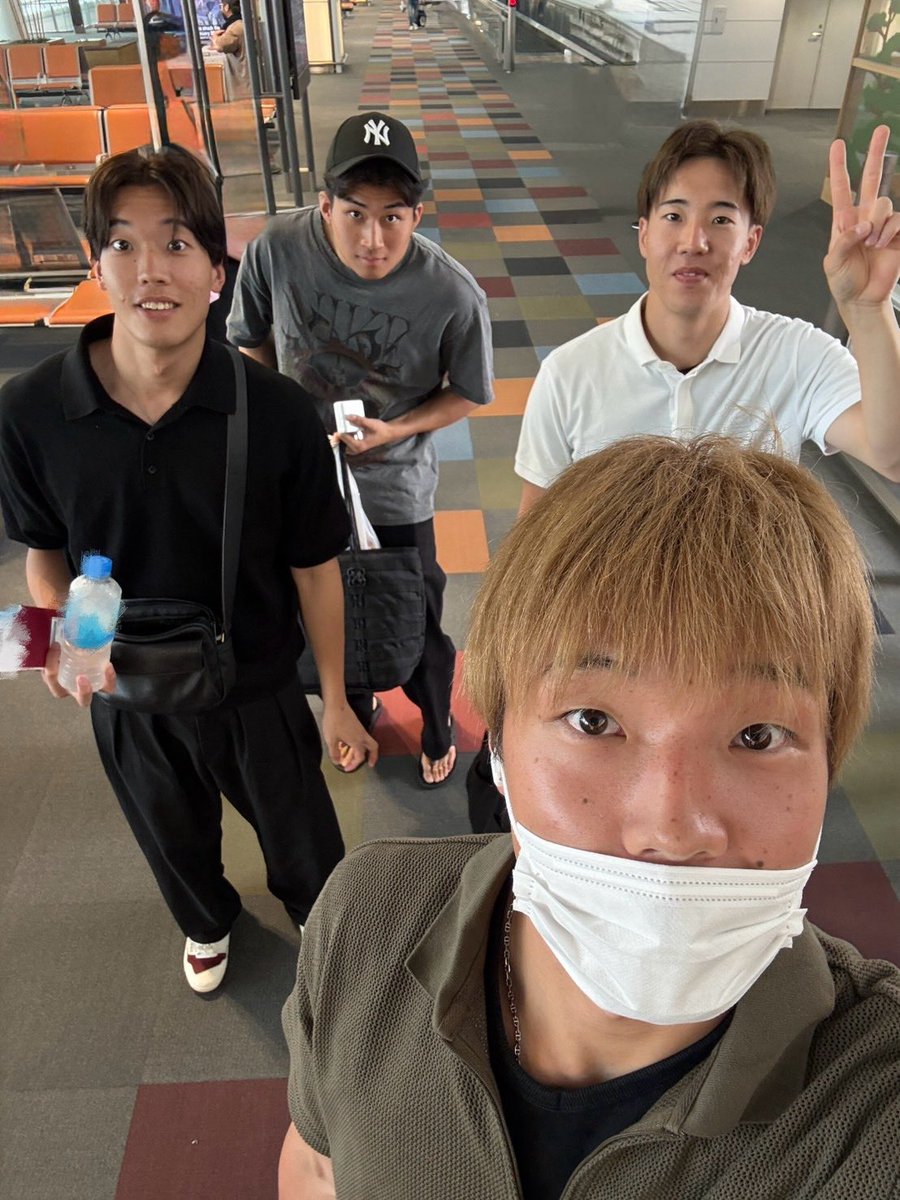 WILLfamily2010's tweet photo. このメンバーでどこへ…？🤔✈️
気をつけていってらっしゃい！！

#WILLFAMILY https://t.co/jlb1U2Xhts
