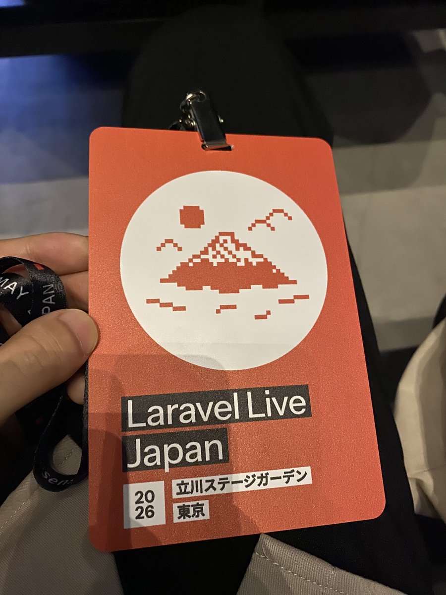 TanigUhey's tweet photo. 日本語しか話せない男が参戦― https://t.co/3d0rs29GVl
