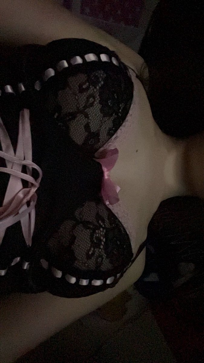 dolllkiw's tweet photo. hai^-^
#nsfwtwtًً #nsfwtwt #nsfw #moots #freeuse #egirl #comgirl #goonette #cnc #ageplay https://t.co/poEL4C9C3Q