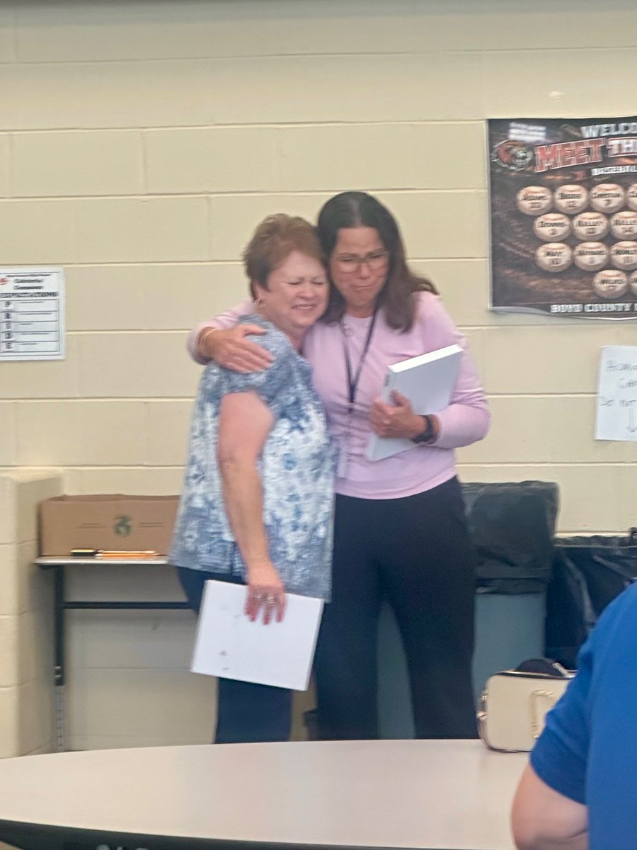 Janice_Marcum's tweet photo. Congratulations to Mary Leigh and Tammi, the “Be the Example” Teacher of the Year and Classified Employee of the Year! https://t.co/jjVQaMdRKQ