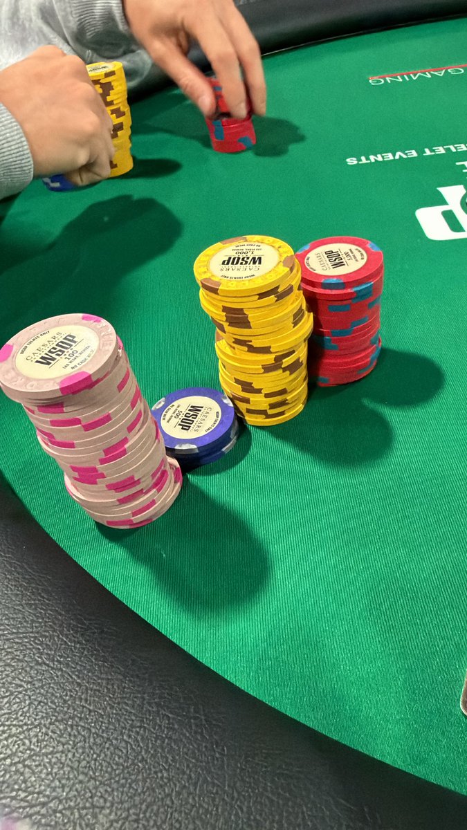 kittykuopoker's tweet photo. It’s  5days event 
Make sure my 5k fan turn into 500k https://t.co/yMWLQFDN3e