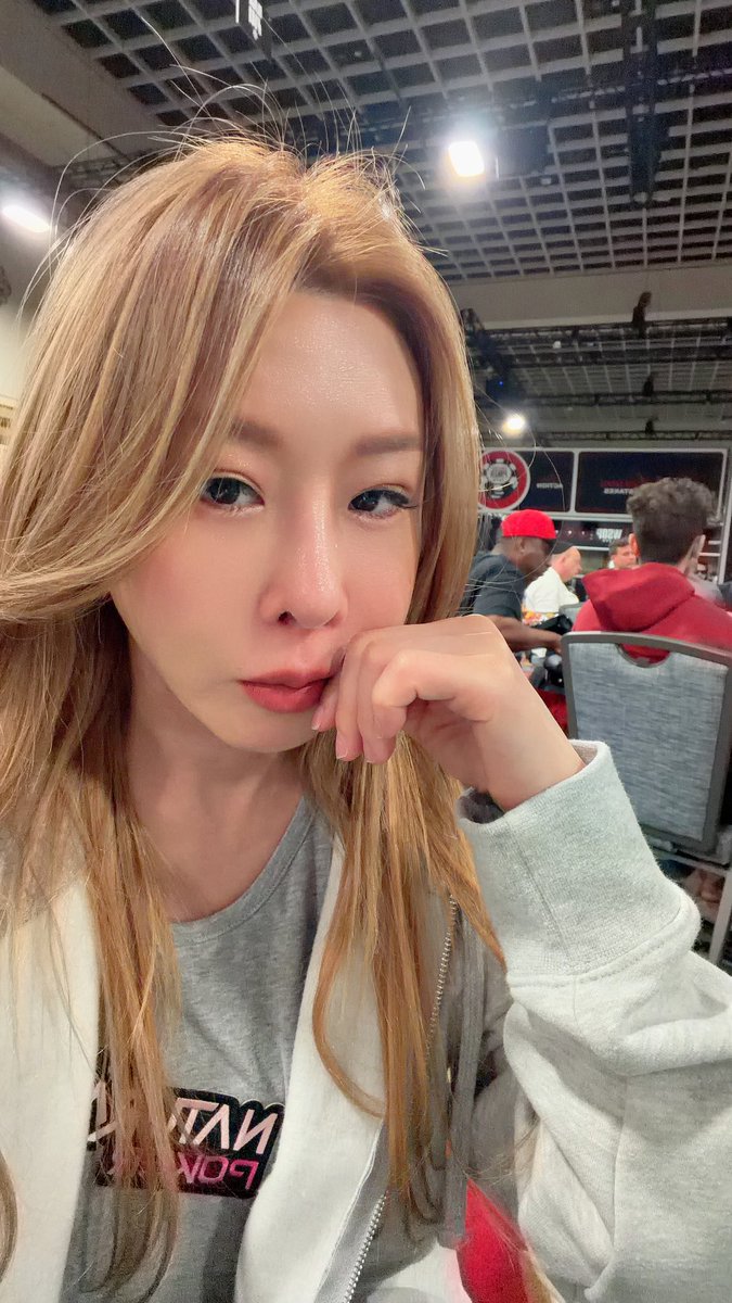 kittykuopoker's tweet photo. It’s  5days event 
Make sure my 5k fan turn into 500k https://t.co/yMWLQFDN3e