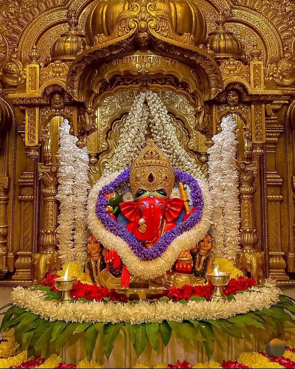 AnandCh62398815's tweet photo. बुधवार की शुभ प्रभातः वंदन साथियों 🌞🙏
आप सभी का हर पल मगंलमय हो। 🙏
Good Morning X family.. 🌄☕🥀
#ॐ_गं_गणपतैय_नमो_नमः
#श्री_सिद्धिविनायक_नमो_नमः https://t.co/dNXXXmWXKi