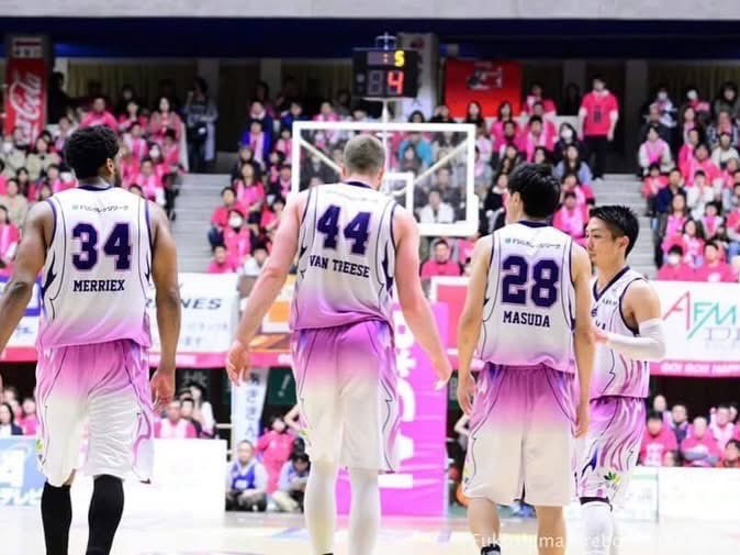 yusukesantamar1's tweet photo. #bleaguechanpion 
#本当におめでとうございます
#長いプロキャリア
#本当にお疲れ様でした
Offense sells tickets, but defense wins championships
#狩俣昌也 https://t.co/bE4sa1sM1I