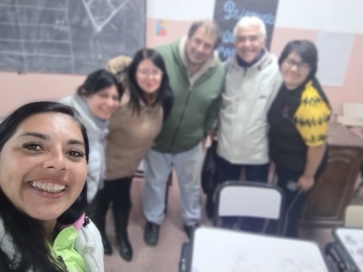 FebSindicato's tweet photo. ACOMPAÑANDO en las pruebas para cobertura de módulos de unidades curriculares en el ISFD 209  CEFERINO de nuestro distrito.
Hoy Softball en el Profesorado de Educación Física.

Gracias por la invitación!
FEB HURLINGHAM

@veronic70996047 https://t.co/9zzEZxbhQf