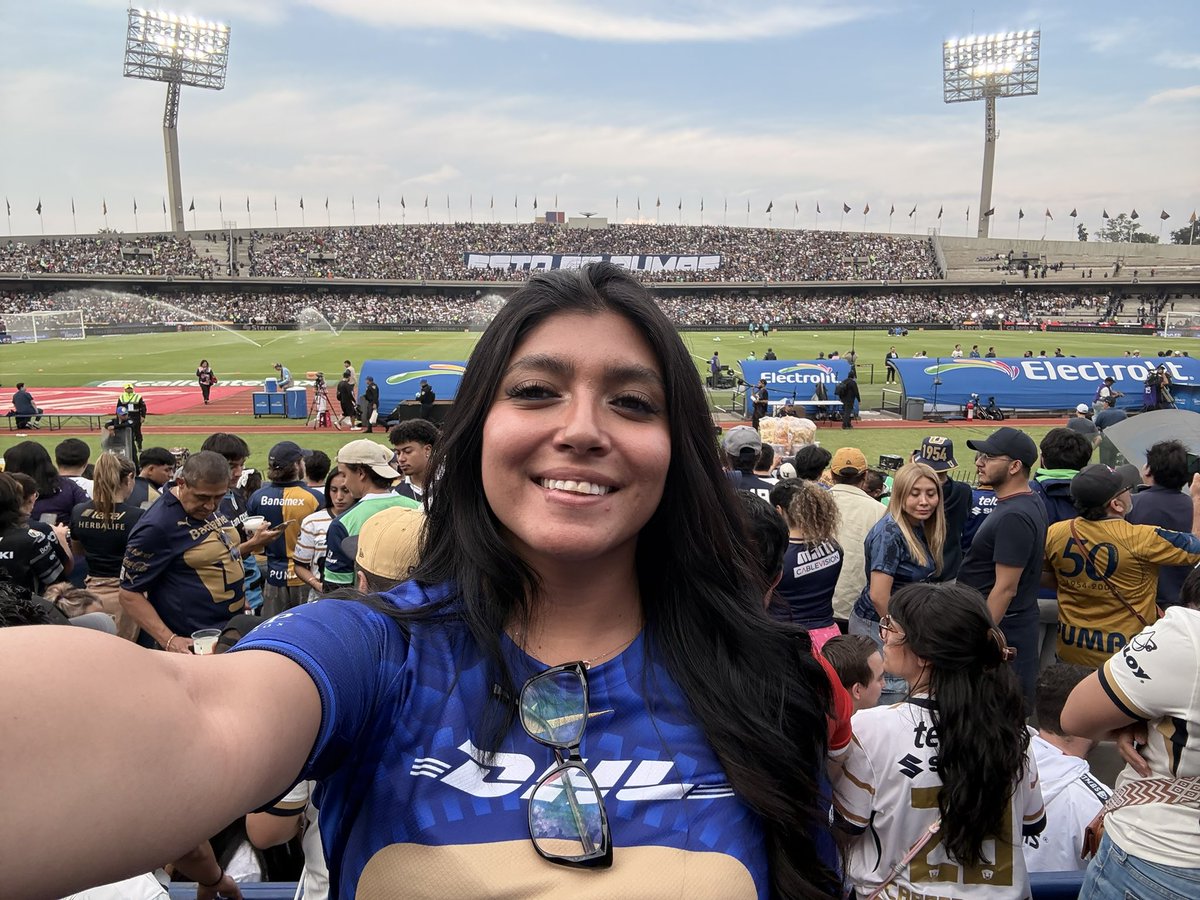 IngridSEV's tweet photo. De los mejores y más tristes momentos en mi vida. https://t.co/HehjEFm2c7