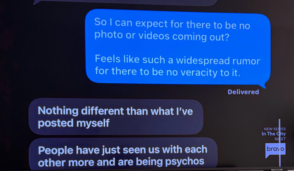 albcanada's tweet photo. omg the texts?! #summerhouse https://t.co/1yZa16rNLy