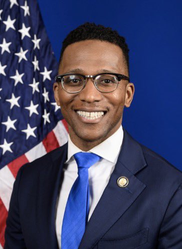 RidgeReport13's tweet photo. 🏆PROJECTION🏆

Not even being in the house of reps for a year but Christian Menefee will landslide against long time Rep Al Green.  

This seat was redrawn forcing both to face off as both incumbents. This is just what I. https://t.co/m3ULm2hppw