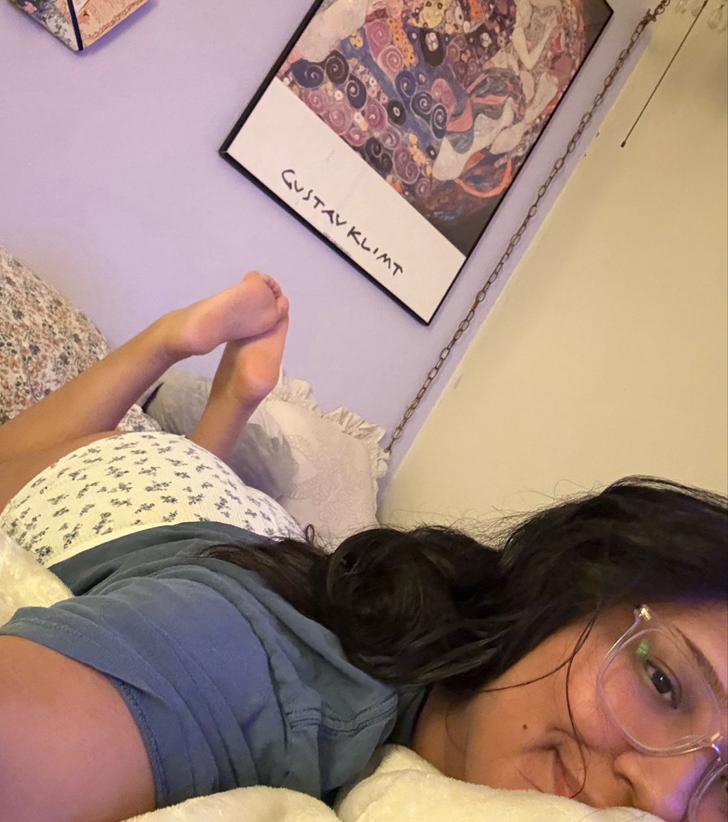 cute latina 2 miles away tweet media