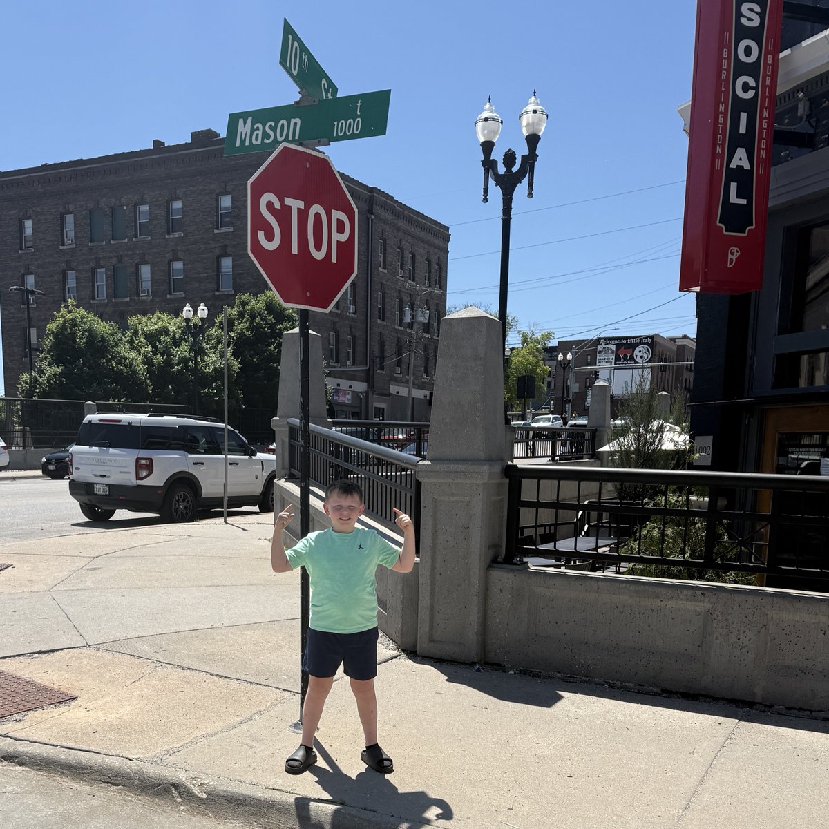 ShannaHalv's tweet photo. Had to get a picture of my grandson on his corner. His name is Mason, and yes, he is 10! https://t.co/I8gZRXkjmj