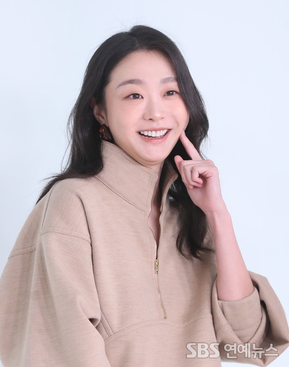 SBSEnterNews's tweet photo. “[E포토] 김다미, '볼콕으로 분위기 업'
👉 https://t.co/pmIk2easN6

#SBS연예뉴스 #SBS연예뉴스_백승철_기자 #백승철
@SBSEnterNews” https://t.co/rBSk9aels2