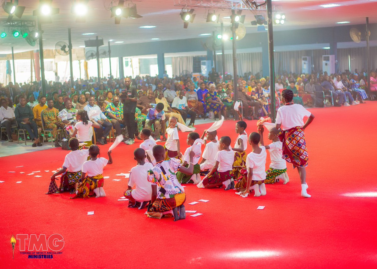 TMGministry15's tweet photo. π WE JOYFULLY CELEBRATE OUR WONDERFUL CHILDREN ; THE PRIDE OF EVERY FAMILY AND THE PRECIOUS FUTURE GOD HAS ENTRUSTED TO US.
HAPPY CHILDREN'S DAY
#CHILDRENSDAY #TMGMINISTRIES #CELEBRATINGOURCHILDREN #GODSHERITAGE #PROPHETOMOGHENE #ACTIVEGRACE https://t.co/UUlXplToQe