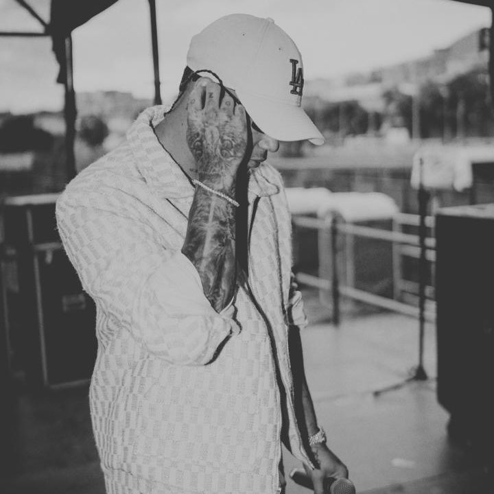 Bozamusica's tweet photo. Buenas noches 🖤 https://t.co/YBGhRPe4bA