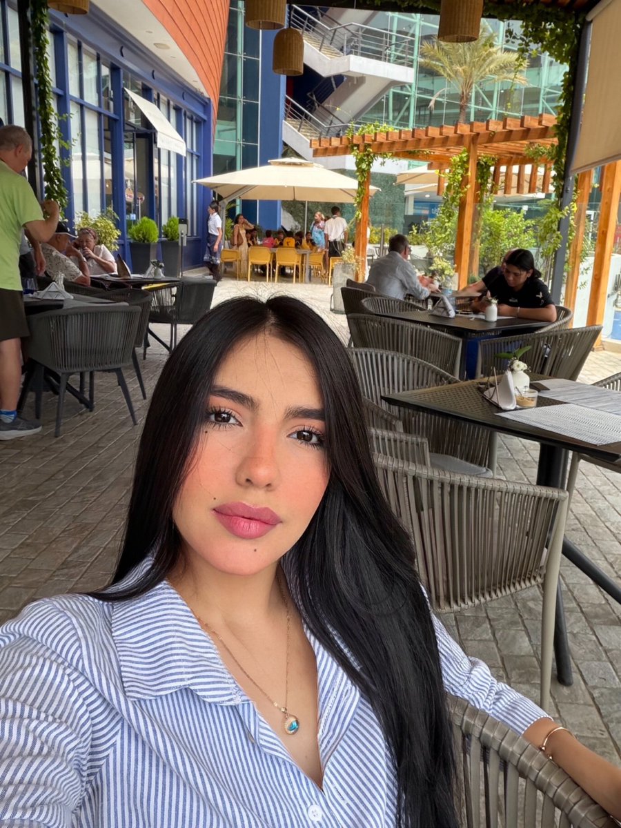 BbyHCC's tweet photo. no hay ninguna como tú mi amor https://t.co/NSiVAilEJw