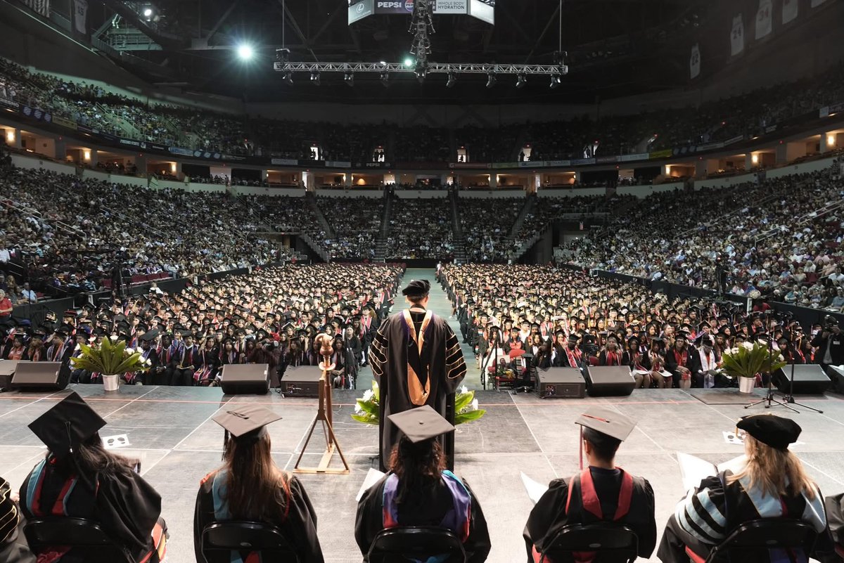 RobFuentesCA's tweet photo. On Friday, we celebrated the @fresnocity Class of 2026. I love this part of my job as a trustee. Congratulations to all the graduates and their families! 🎓 https://t.co/ctqfdCXhKs