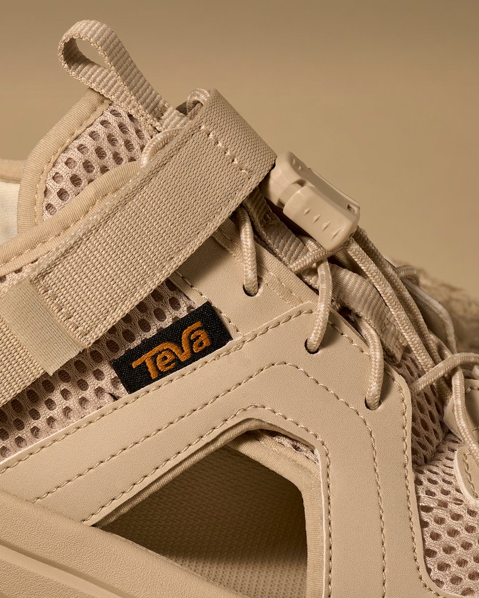 Teva_JP's tweet photo. スニーカーサンダル Hurricane XLT3 CTで、夏をもっと快適に。

着脱簡単でフィット感抜群のバンジーレースと、通気性に優れたメッシュアッパー。
歩きやすさと、涼しさをこの一足で。

WOMEN☞ https://t.co/vVm3Ij7axZ
MEN☞ https://t.co/QDrQpyd47O

#Teva #テバ  #スニーカーサンダル https://t.co/9Cpb20PGP7