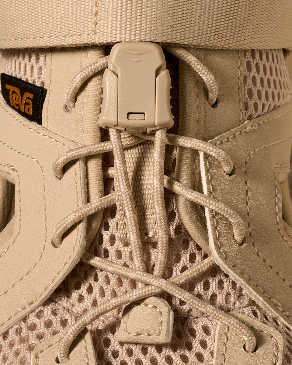 Teva_JP's tweet photo. スニーカーサンダル Hurricane XLT3 CTで、夏をもっと快適に。

着脱簡単でフィット感抜群のバンジーレースと、通気性に優れたメッシュアッパー。
歩きやすさと、涼しさをこの一足で。

WOMEN☞ https://t.co/vVm3Ij7axZ
MEN☞ https://t.co/QDrQpyd47O

#Teva #テバ  #スニーカーサンダル https://t.co/9Cpb20PGP7